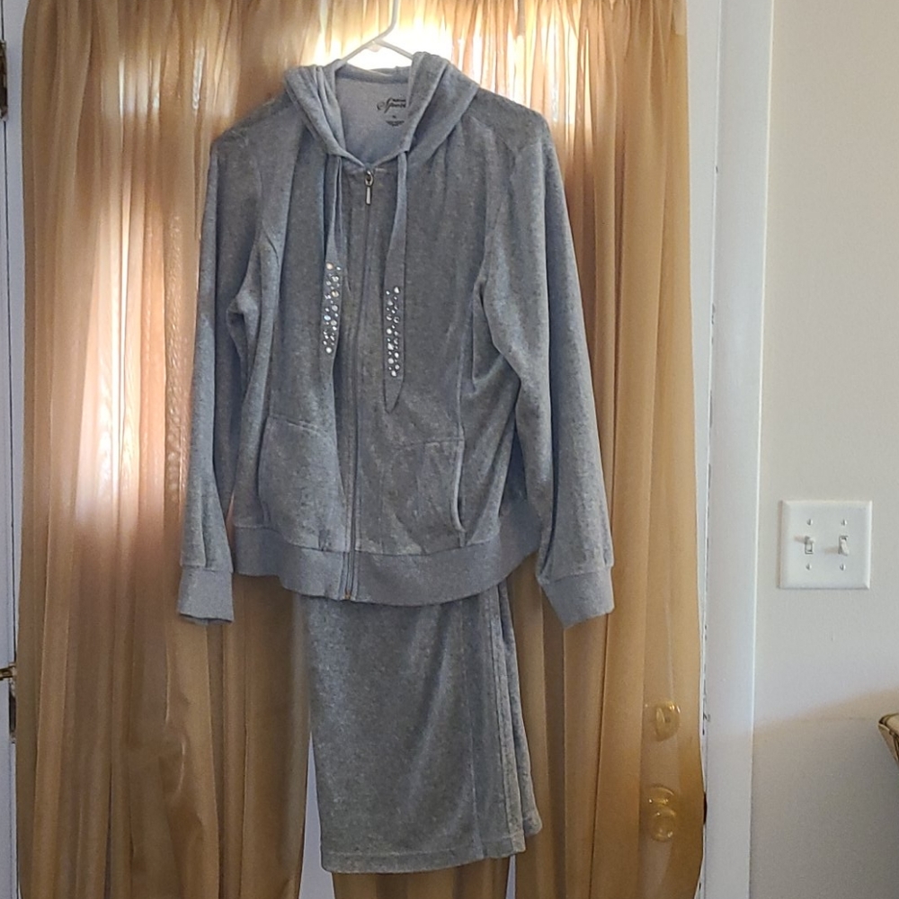 ZIPPER HOODIE XL MATCHING PANTS